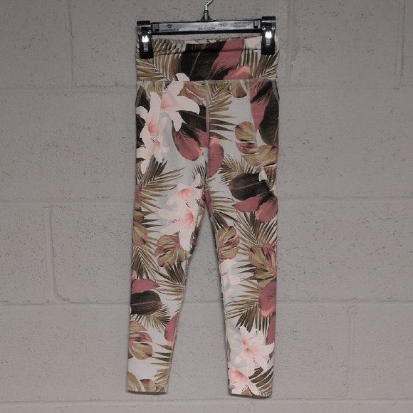 Bundle of Old Navy Active Power Soft Leggings Girl's Size 6-7 - Picture 2 of 5